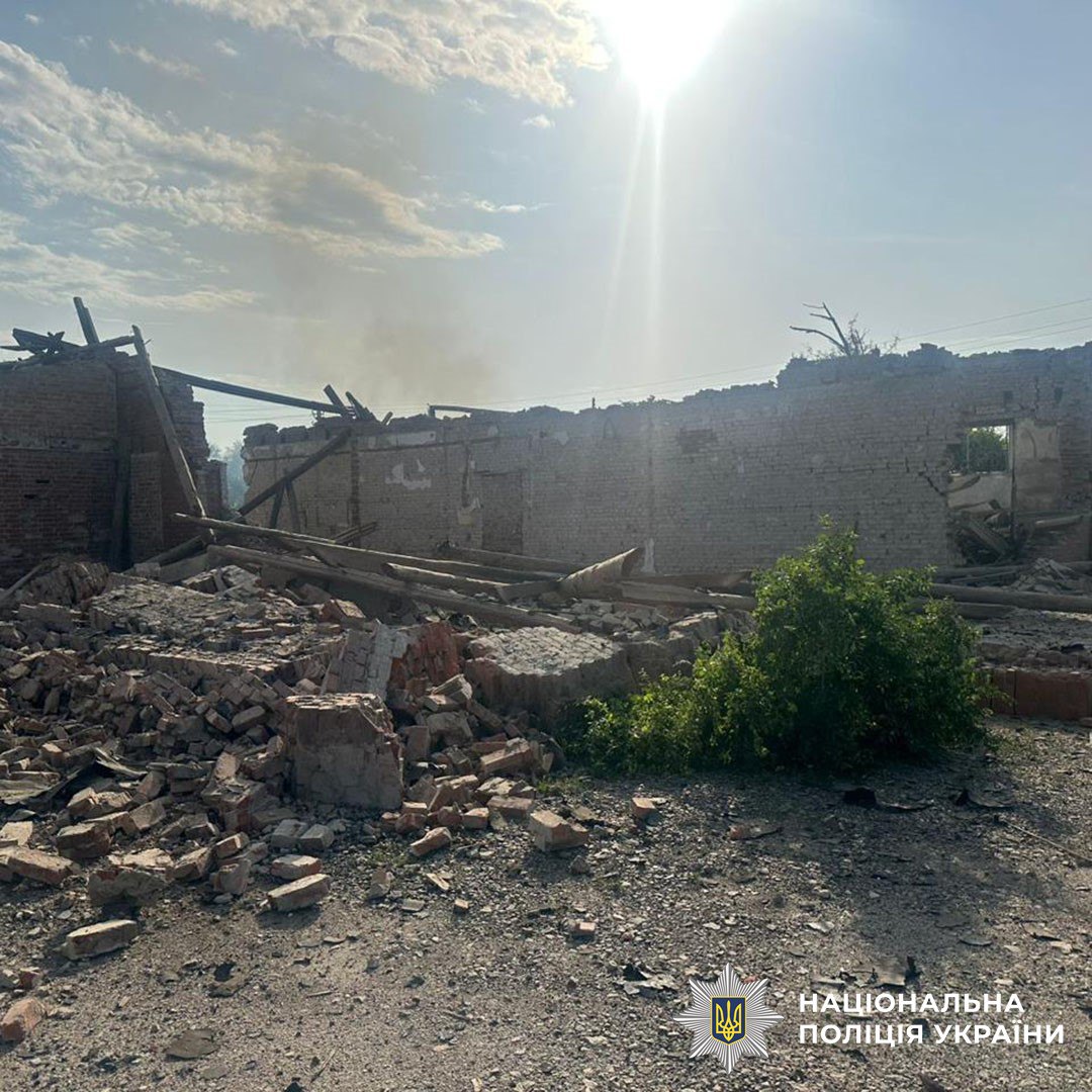 Зображення посту: У Мирнограді окупанти вбили дроном чоловіка та поранили ще п’ятьох у Святогірську