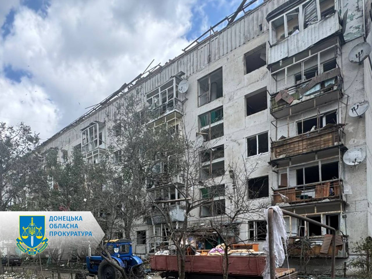 Зображення посту: У Мирнограді окупанти вбили дроном чоловіка та поранили ще п’ятьох у Святогірську