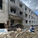 Зображення посту: У Мирнограді окупанти вбили дроном чоловіка та поранили ще п’ятьох у Святогірську