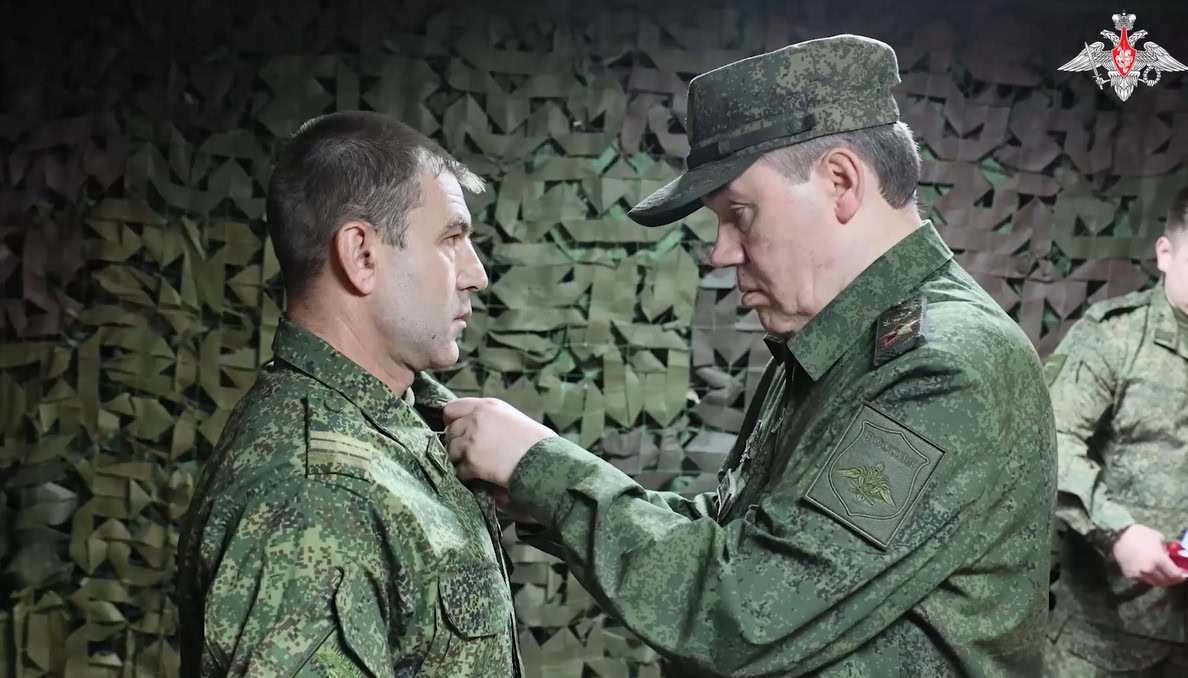Стаття: Начальник Генштабу РФ Герасимов відвідав фронт під Покровськом