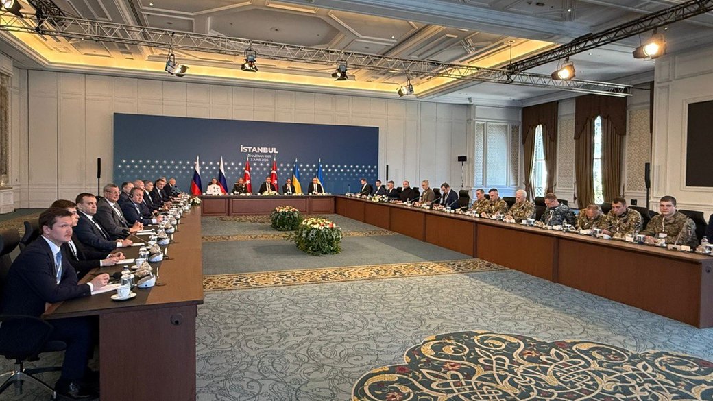 Стаття: Визнання окупації та нейтралітет України: РФ опублікувала деталі «меморандуму»
