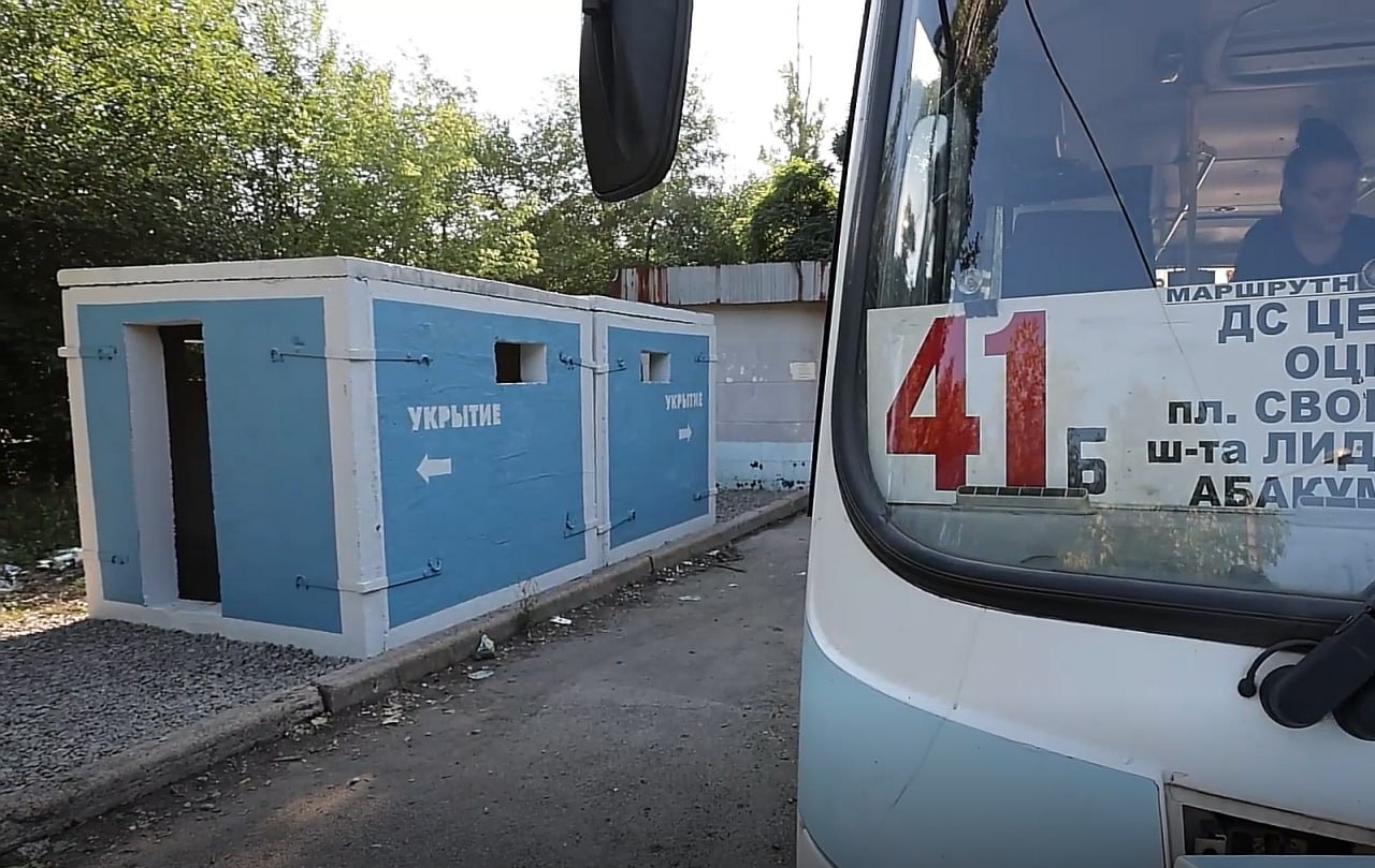 Стаття: У Донецьку окупанти не пускають до укриттів цивільних із дітьми