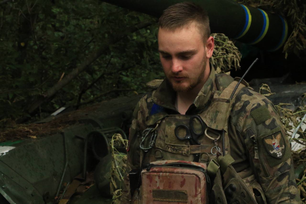 Зображення посту: «Загинули побратими, які були поруч». Історія десантника Дмитра Гутника, який втратив ногу під Лиманом і повернувся на службу