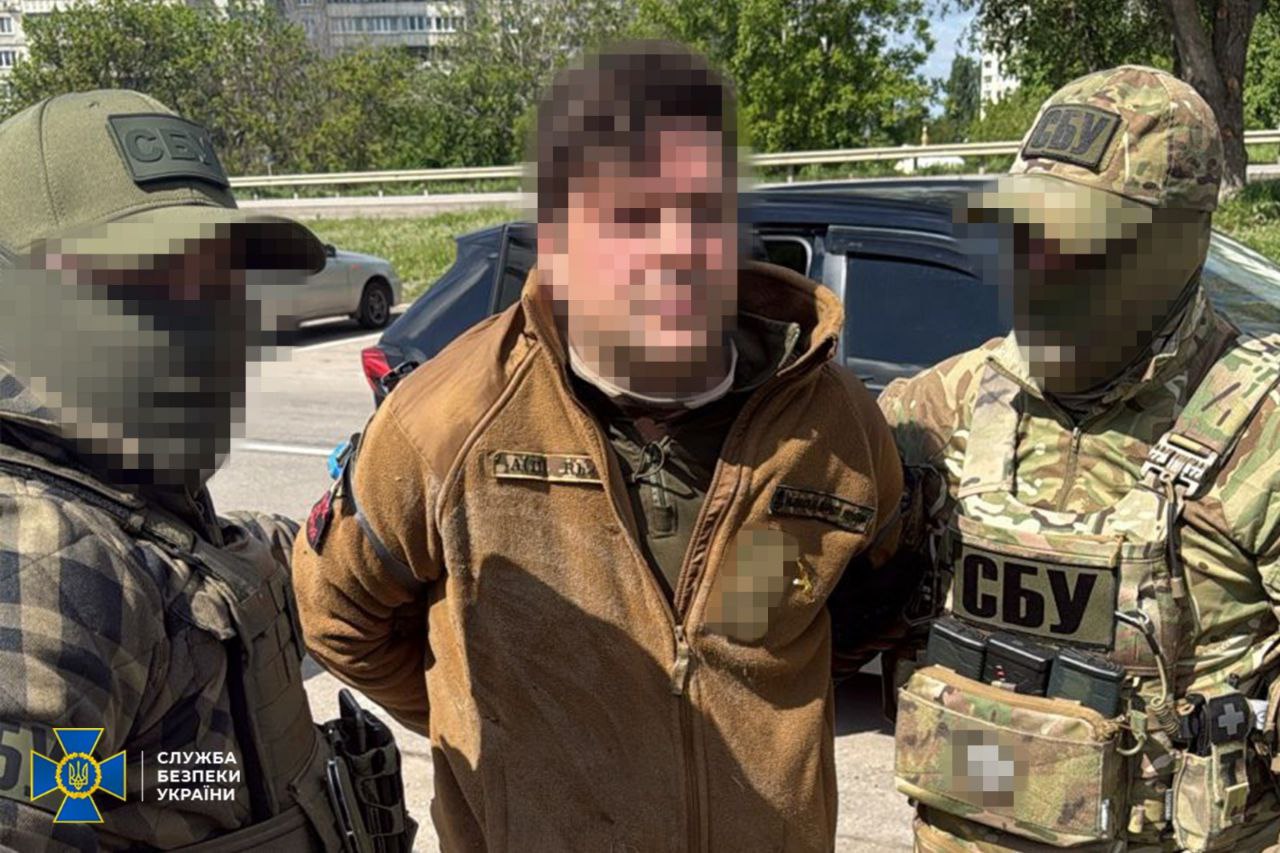 Стаття: Командира Нацгвардії підозрюють в коригуванні ударів по своєму ж підрозділу