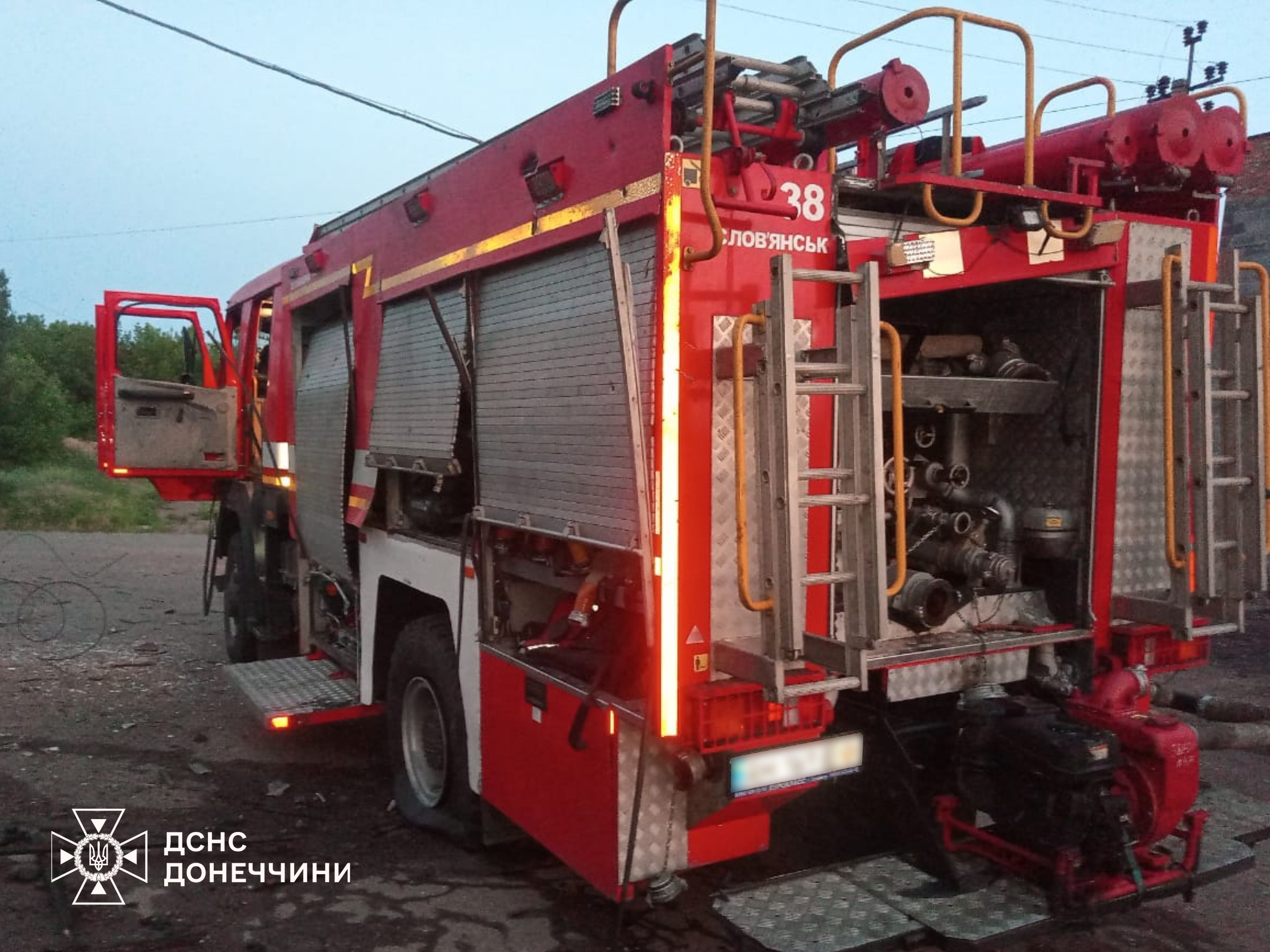 Зображення посту: Окупанти обстріляли рятувальників у Слов’янську — поранений водій ДСНС