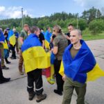 Зображення посту: В Україну повернули першу групу захисників у рамках нового обміну з Росією