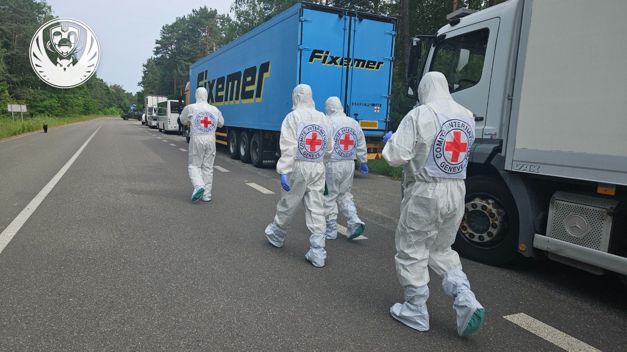 Стаття: В Україну повернули тіла 1212 полеглих військових