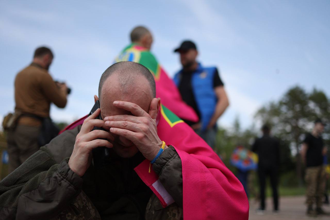Стаття: Артур Тюфанов та Євген Волощук: захисники Маріуполя, яких повернули під час обмінів