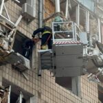 Зображення посту: Понад 440 дронів та 32 ракети: росіяни масовано обстріляли Київ та Одесу — є загиблі