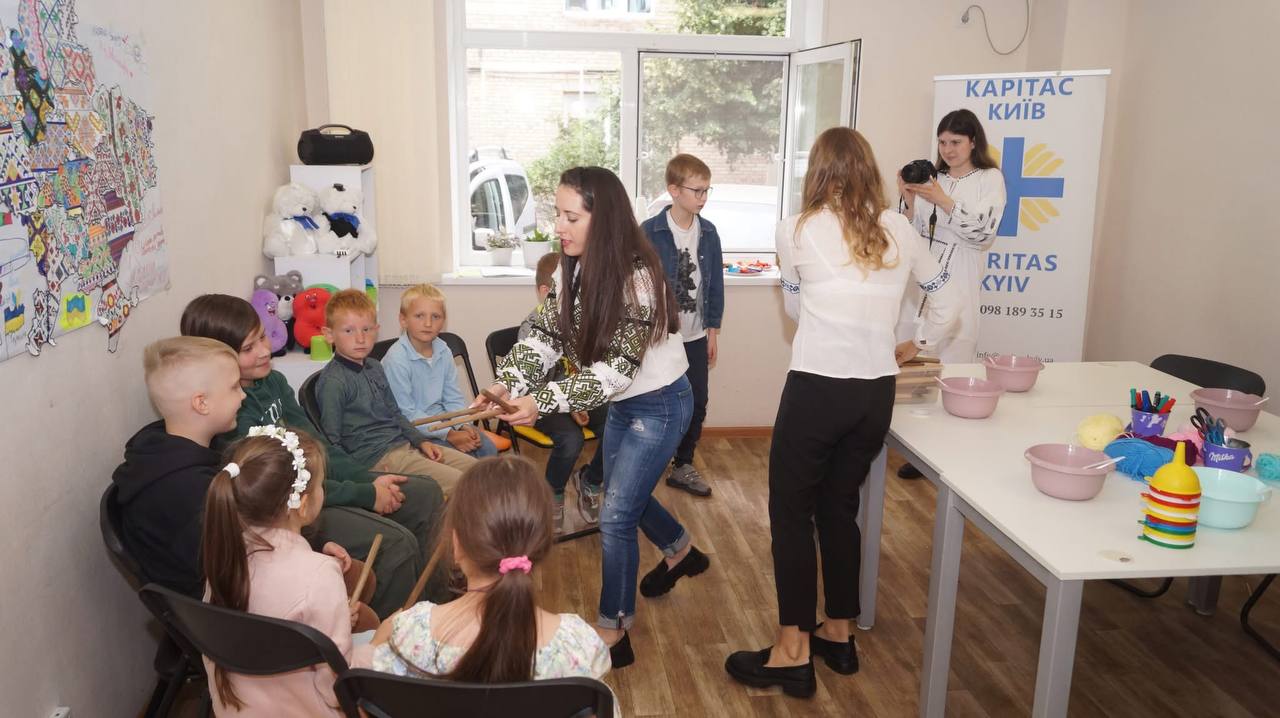 Стаття: Новий центр життєстійкості для переселенців з Луганщини запрацював у Києві
