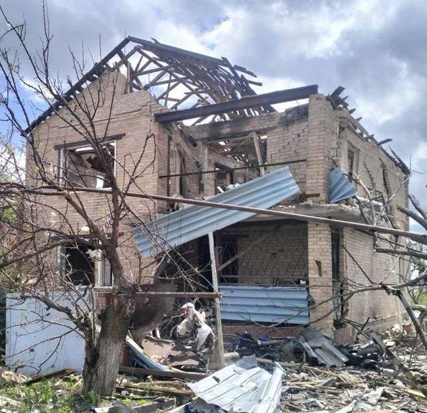 Зображення посту: Окупанти атакували Донеччину дронами й авіабомбами: є загиблі й поранені