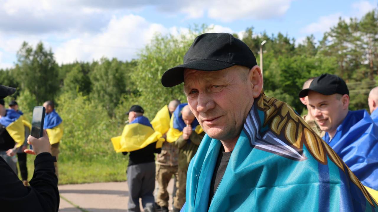 Зображення посту: В Україну з російського полону вдалося повернути нову групу військових — серед них захисники до 25 років