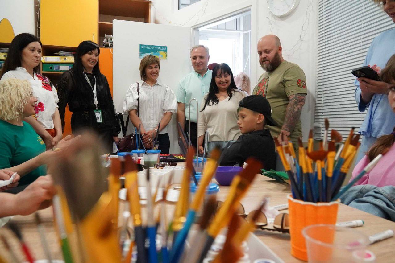 Зображення посту: Центр життєстійкості Кремінської громади відкрили у Києві