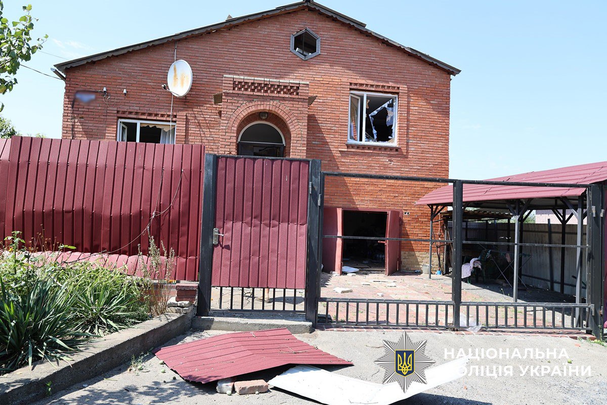 Стаття: Росія вдарила по Слов’янську: поранені мама з дитиною, зруйновані десятки будинків