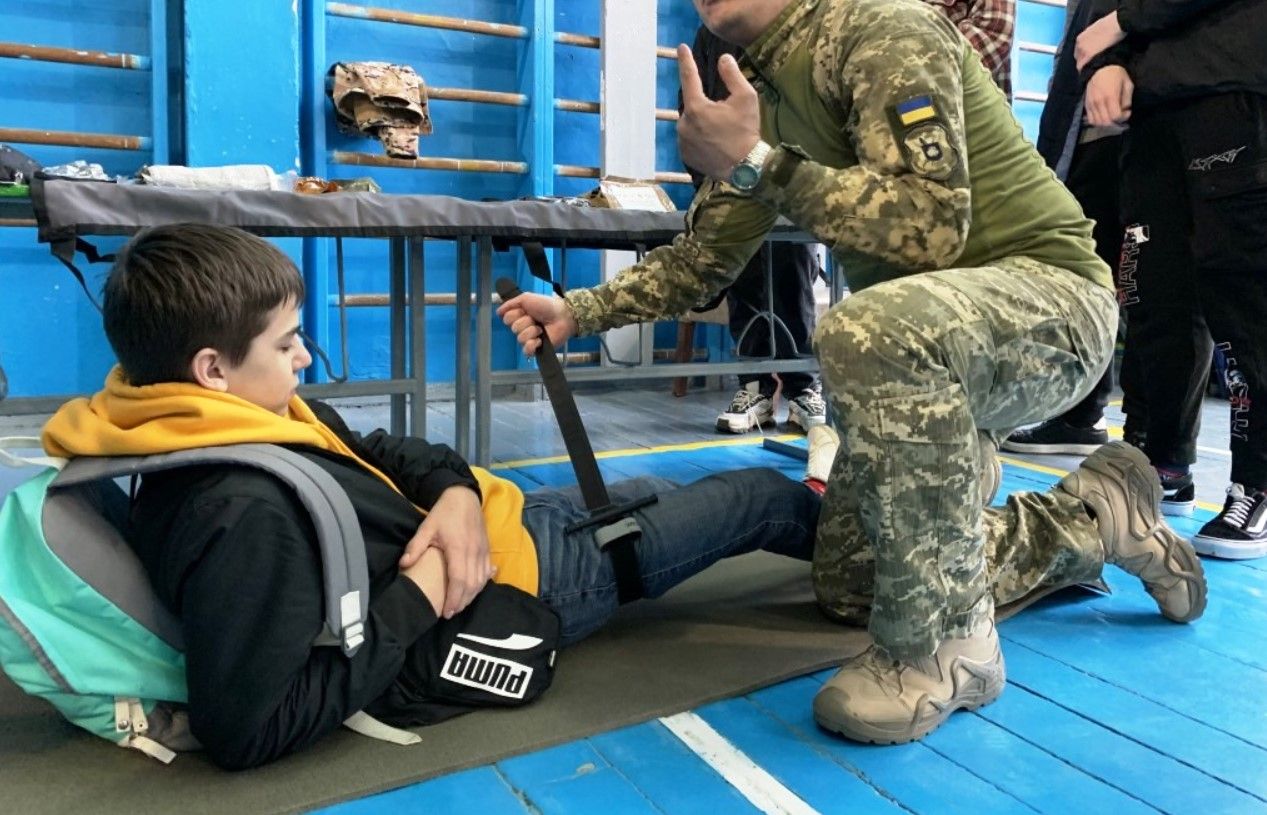 Стаття: В українських школах оновлять уроки «Захист України» 