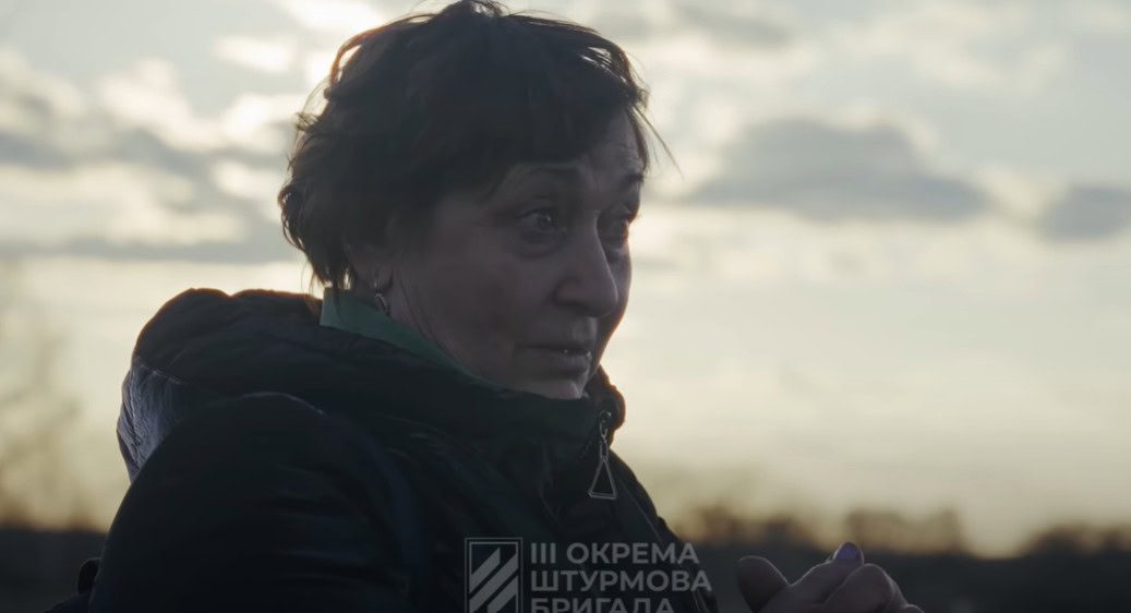 Зображення посту: Женевські конвенції дозволяють: полонені окупанти відновили будинки в Ізюмі
