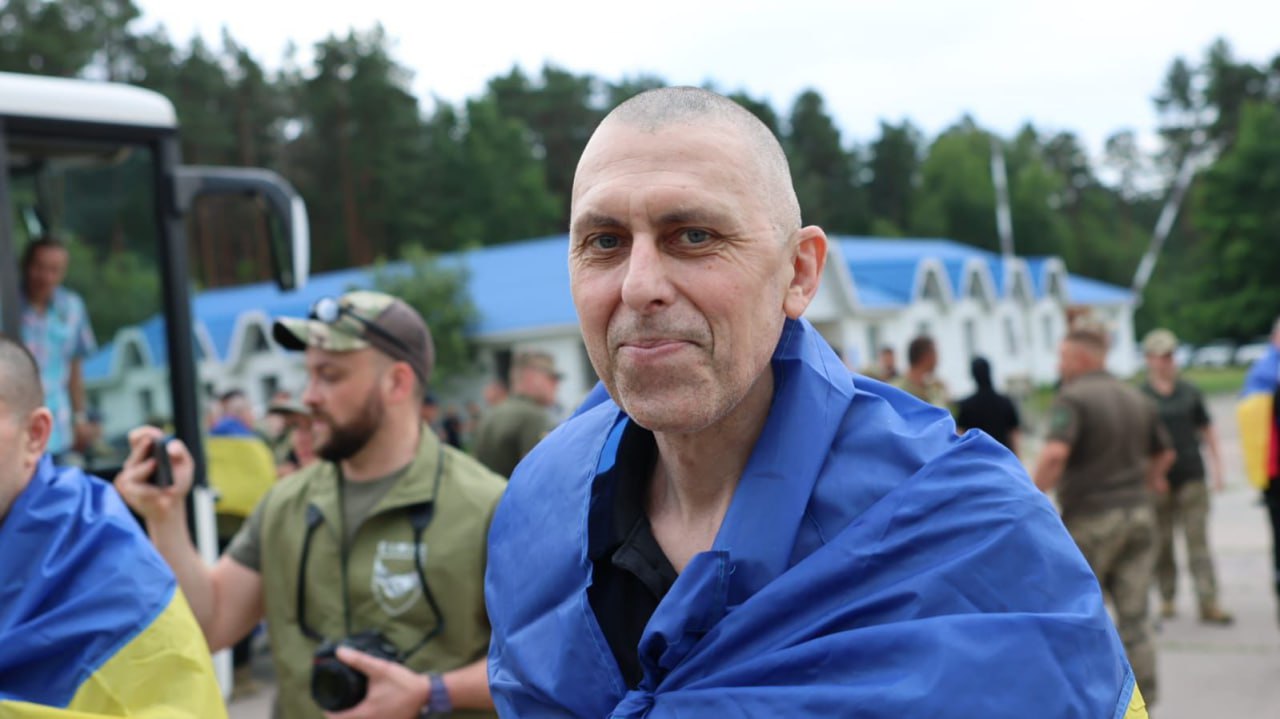 Зображення посту: Україна повернула своїх захисників з російського полону — серед звільнених є засуджені