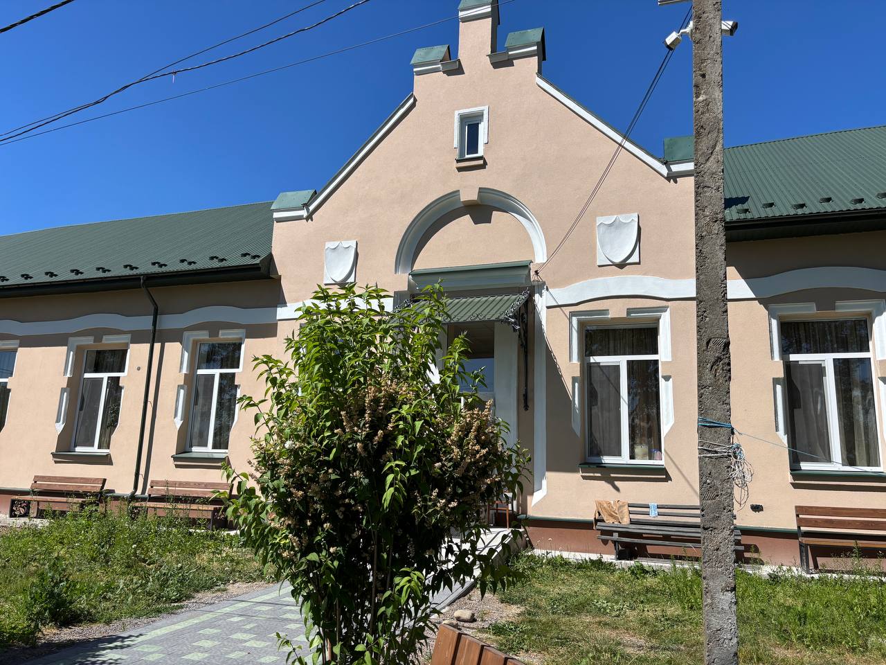 Зображення посту: Поруч із фронтом  або в тилу — з підтримкою: як громади і волонтери дають другий шанс переселенцям
