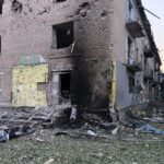 Зображення посту: Окупанти вдарили авіабомбами по житлових кварталах у Покровському районі: є загиблі та поранені