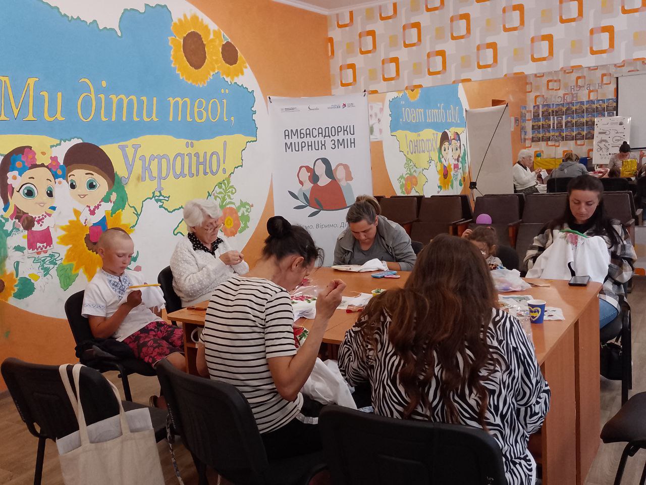 Зображення посту: «Не можна інтегруватися на 100%»: як жінки з Донеччини зберігають ідентичність і змінюють громади