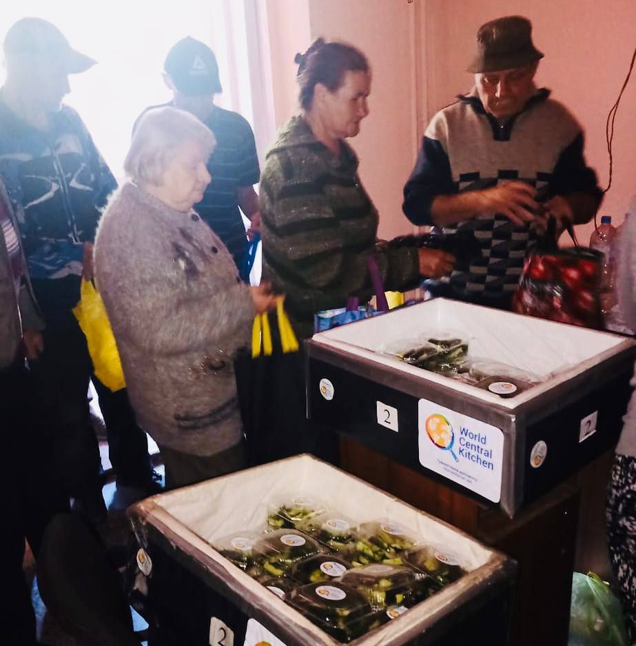 Зображення посту: Через обстріли в Покровській громаді призупинили видачу гарячих обідів
