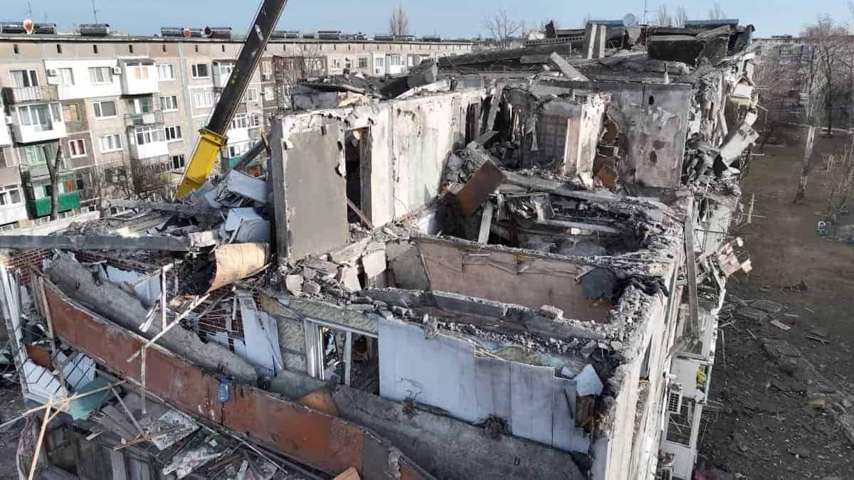 РФ переодягає військових у форму ЗСУ біля Мирнограда