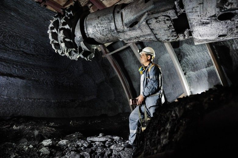 Стаття: На неокупованій Донеччині працює лише одна шахта — інші знищені обстрілами чи залишаються на захоплених територіях