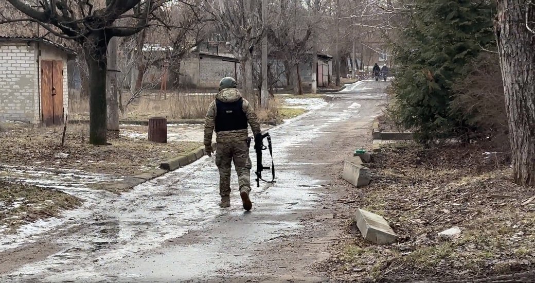 Стаття: У Миколаївці на Донеччині запровадили 20-годинну комендантську годину