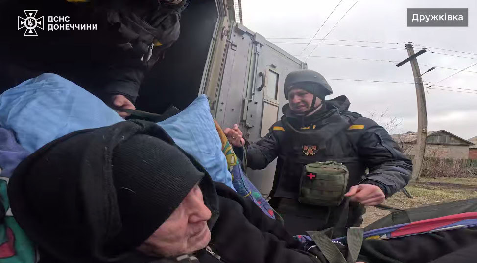 Зображення посту: З Дружківки евакуювали хлопця, який залишився без батьків