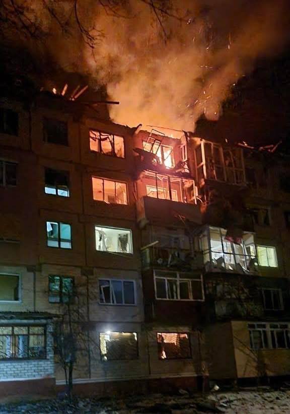 Стаття: Краматорськ уночі атакували «шахеди»: пошкоджені приватні будинки та багатоповерхівка